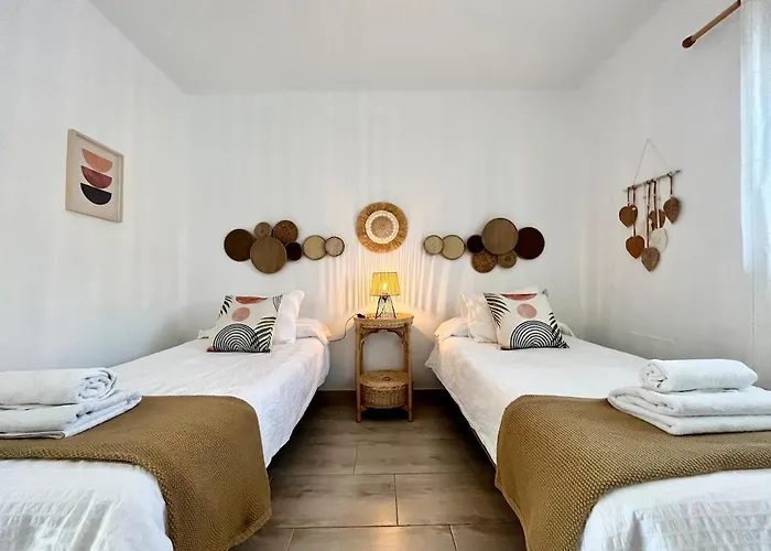 1 Bedroom With Fantastic Sea Views Lejlighed